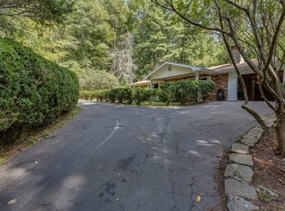 88 Lower Carriage Hill Rd, Highlands, NC 28741