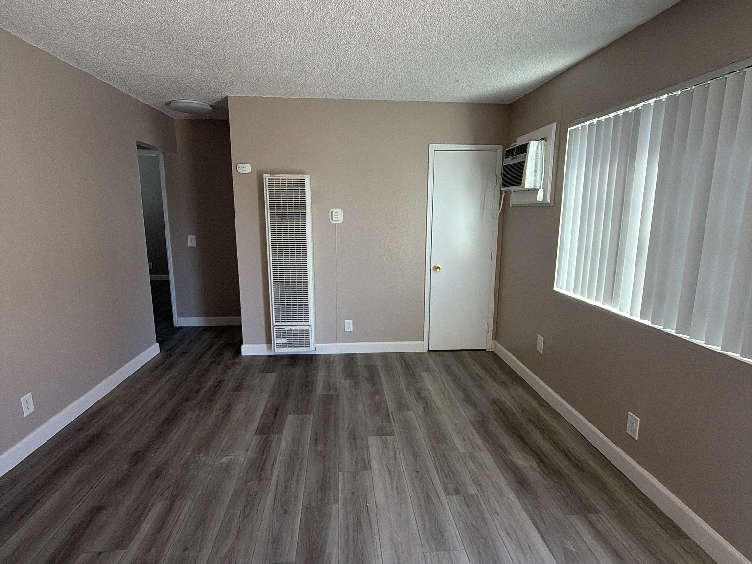 Cherry Ave, Beaumont — Photo 4