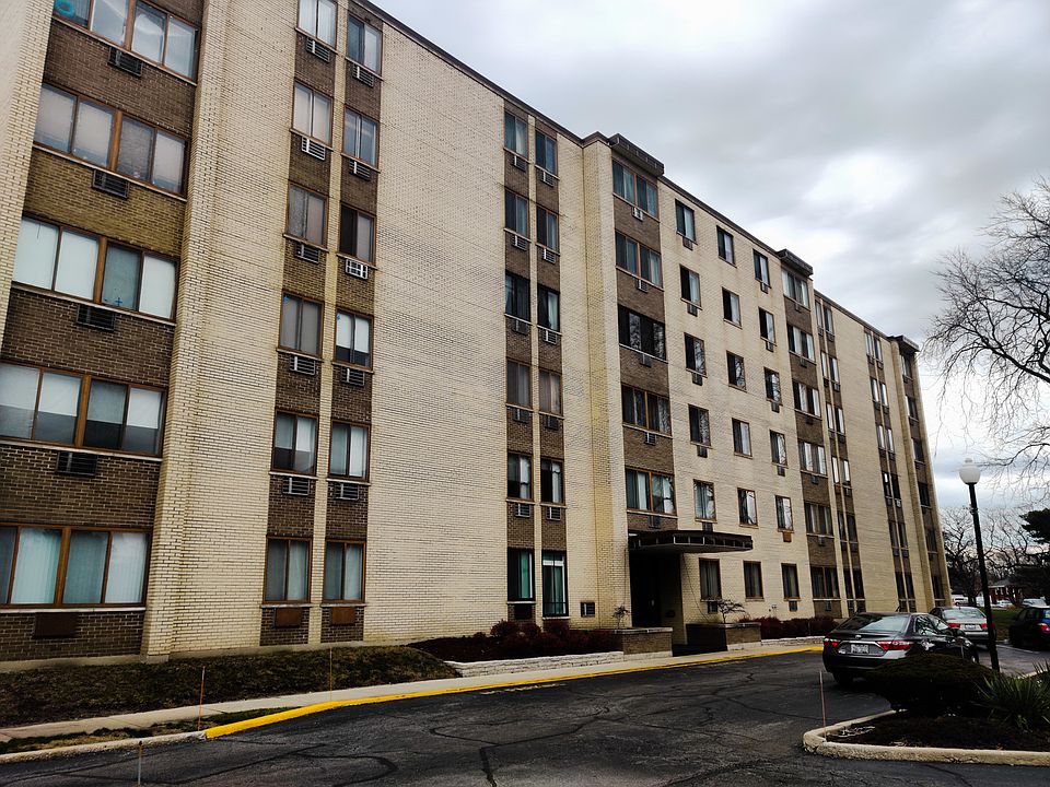 1st image of 9725 S Karlov Ave APT 509