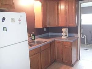 2nd image of W Caro Rd