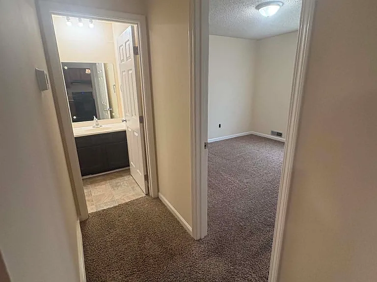 1710 Oshea St #C — Photo 6