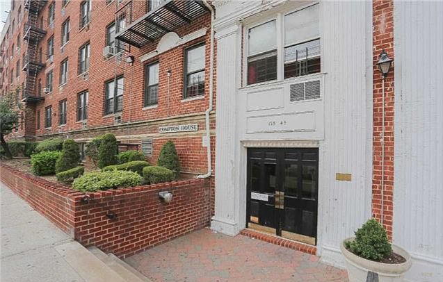 1st image of 17545 88th Ave APT 6A