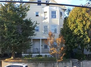 1271 Chalkstone Ave, Providence, RI 02908