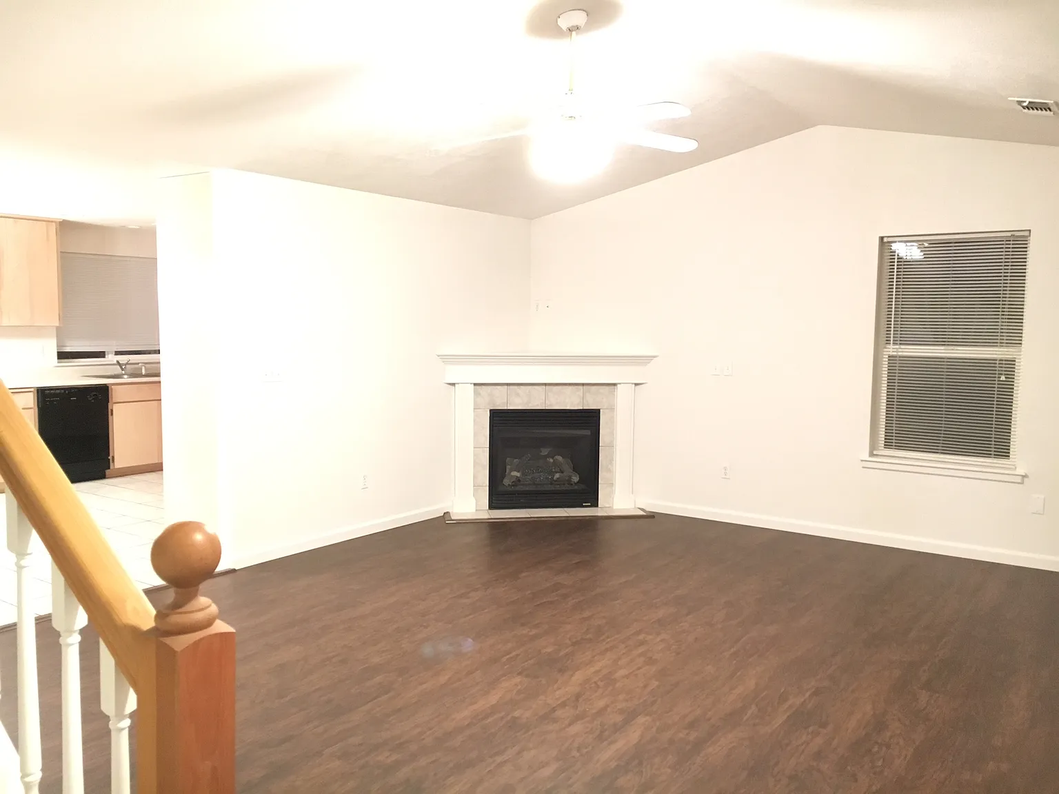 2 bed, 1310 sqft, $1,695 — Photo 3