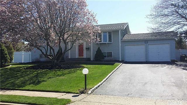 1st image of 61 Circle Dr