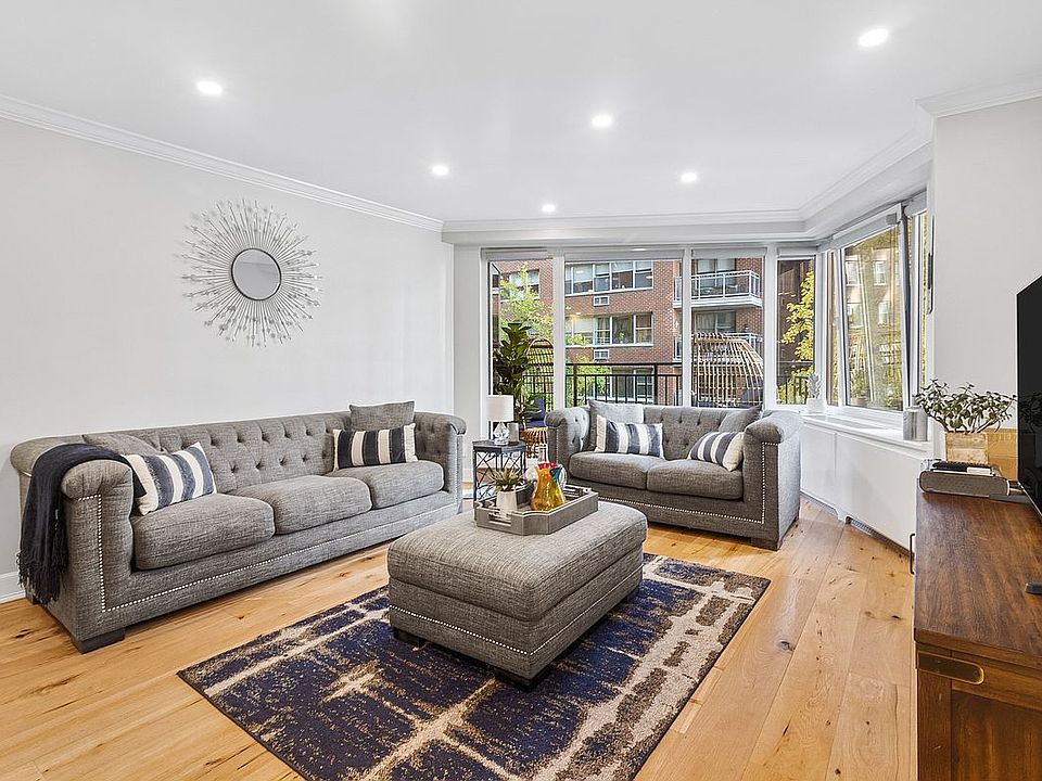 1st image of 60 Sutton Pl S #4AN