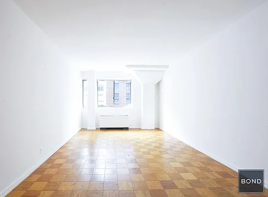 Rented by Bond New York | media 1