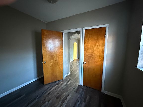 5th image of 101 Elm St