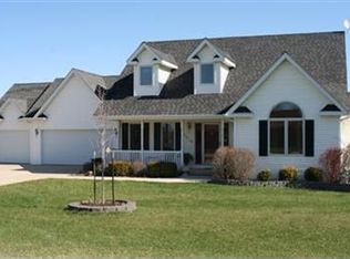 2436 Newport Cir, Oskaloosa, IA 52577