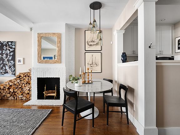 2nd image of 423 W 22nd St APT 4R