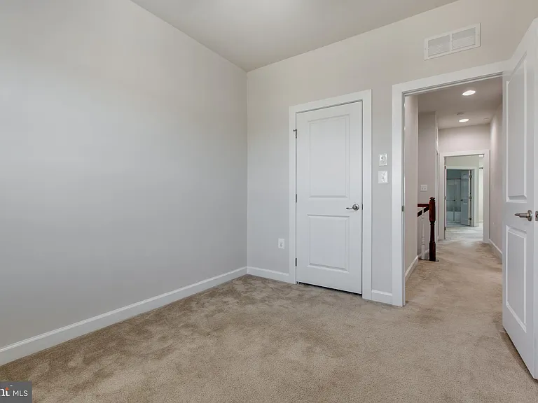7311 Taylors Hill Ln — Photo 39