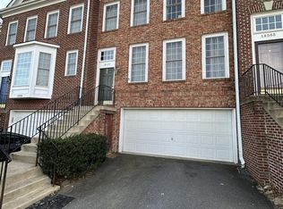 18567 Sierra Springs Sq, Leesburg, VA