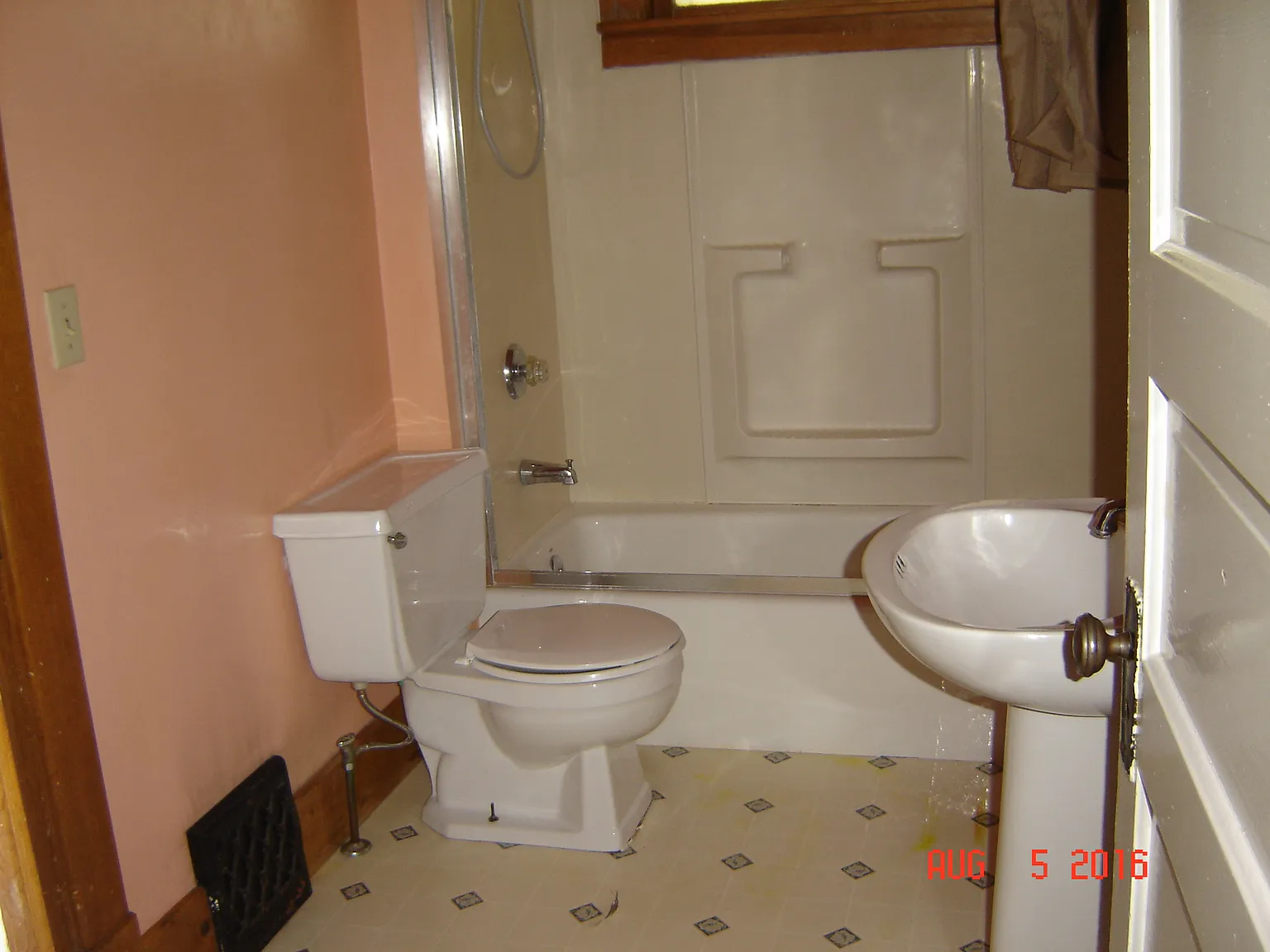 3 bed, 1566 sqft, $1,425 — Photo 4