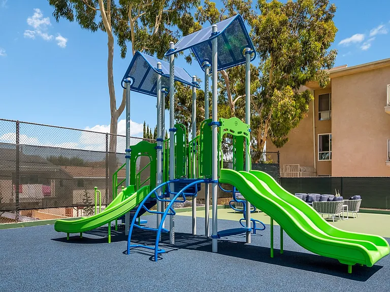 3700 Sepulveda Apartments — Photo 47