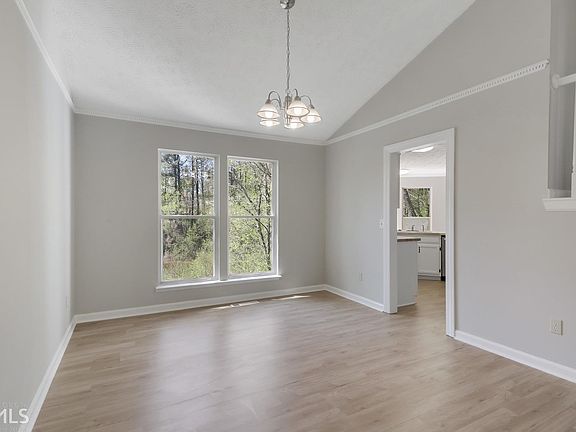 5th image of 5694 Wylmoor Dr