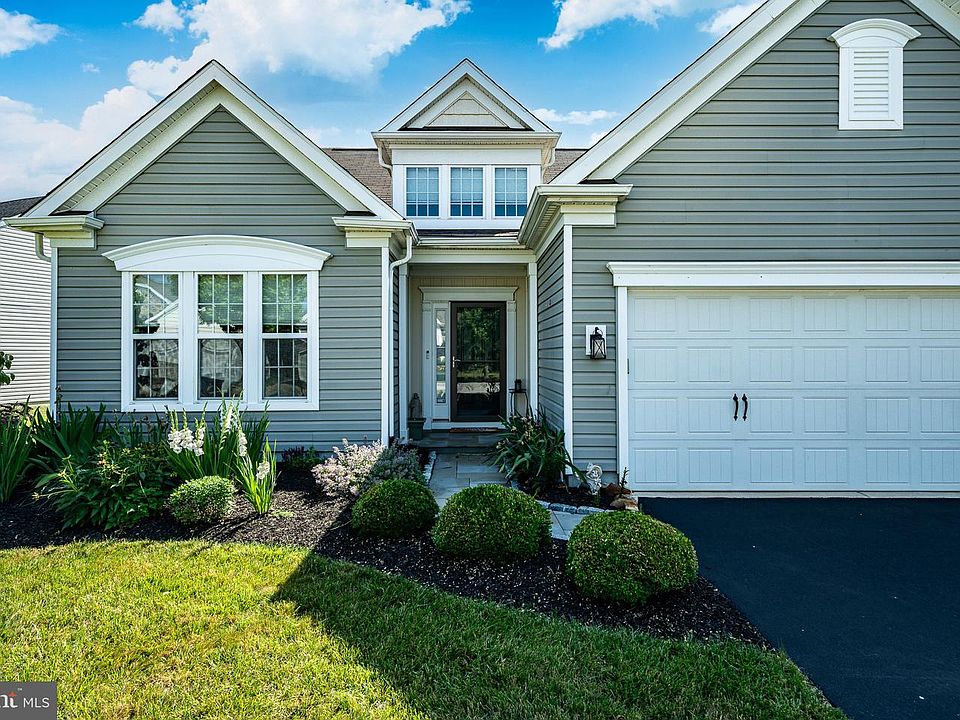 1st image of 443 Hallman Ct