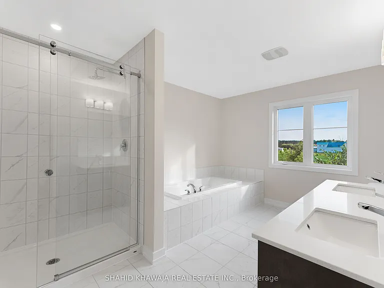 93 Hackamore Cres — Photo 22