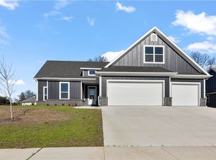814 Spurgeon Ln, Prairie Grove, AR 72753