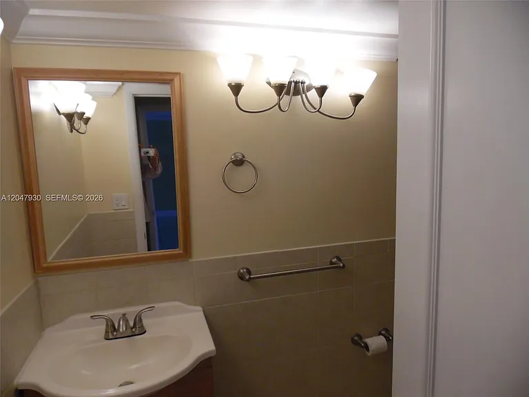 1501 NE 191st St #C107 — Photo 15