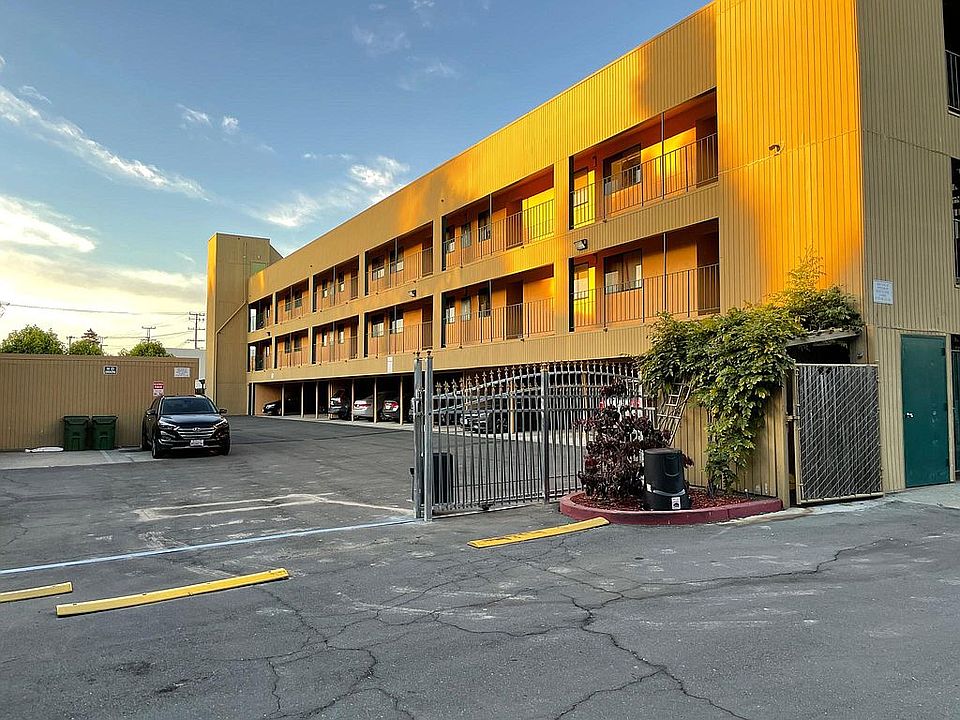 Gated Complex