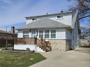 22123 Violet St, Saint Clair Shores, MI