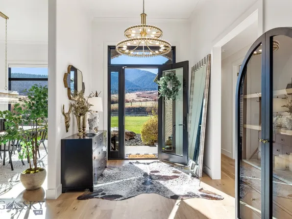 2375 Mount Ellis Ln, Bozeman, MT 59715