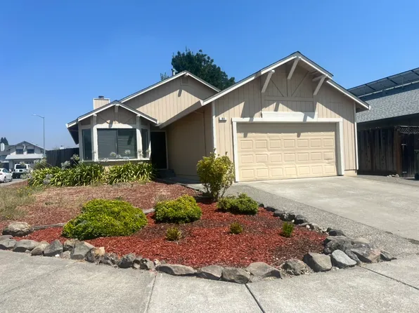 90 Sarah Ct, Windsor, CA 95492