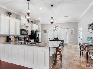 10660 Wrigley Field Ave, Denham Springs, LA 70726