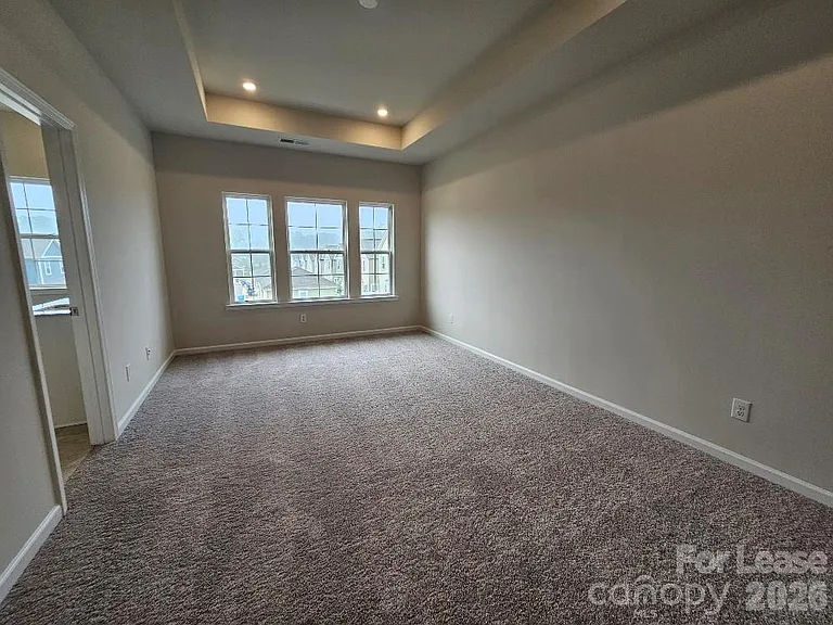 5416 Kinsbridge Dr — Photo 10