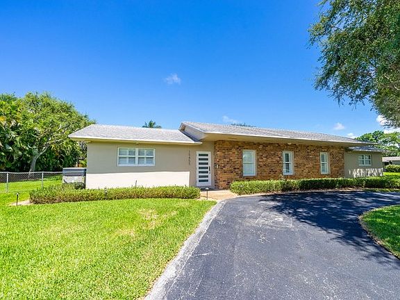 4th image of 15455 SW 89th Ct
