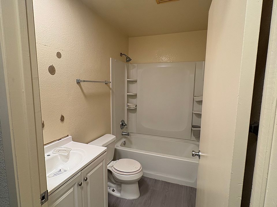 1st image of 334 G St APT 1