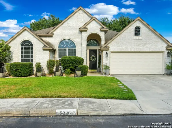 15226 Fall Haven Dr, San Antonio, TX 78247
