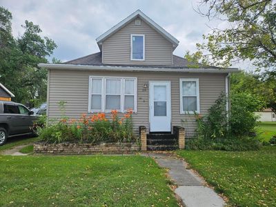 215 2nd St N, Middle River, MN, 56737