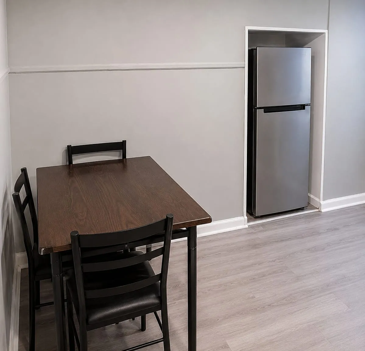 1 bed, 500 sqft, $1,300 — Photo 3