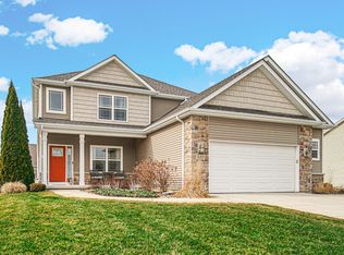 520 Hampton Manor Ct, Valparaiso, IN 46385