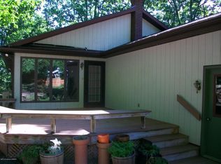 107 Armstrong Dr, Shavertown, PA 18708