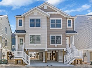 6 Shell Rd, Mantoloking, NJ 08738