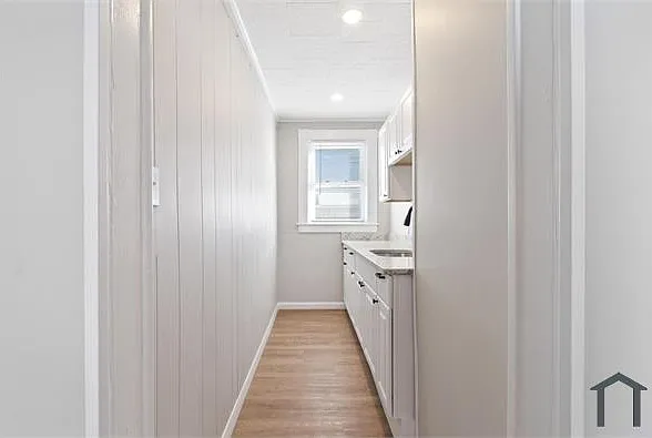 47 Walnut St #49F3 — Photo 13