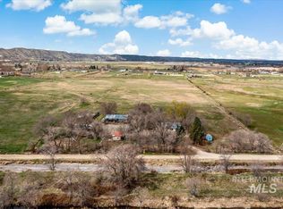 619 W Sales Yard Rd, Emmett, ID 83617