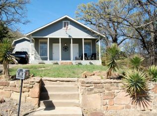 608 NW 10th St, Mineral Wells, TX 76067