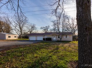 7018 State Route Zz, West Plains, MO 65775