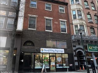 1206 Walnut St #6, Philadelphia, PA 19107