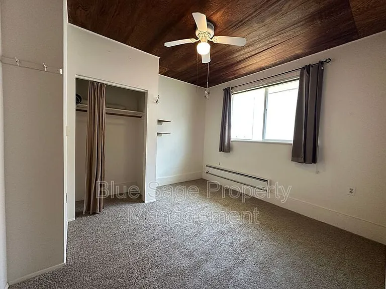 500 S 3rd Pl — Photo 8