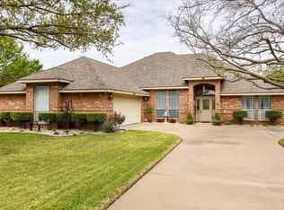 504 Buena Vista Ct, Granbury, TX 76049