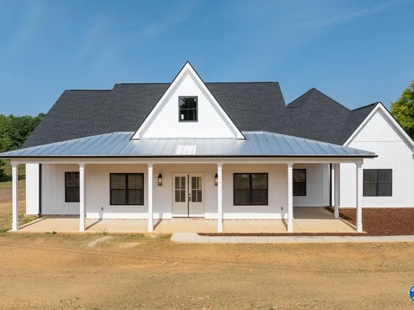 220 Prince Cir, Laceys Spring, AL 35754
