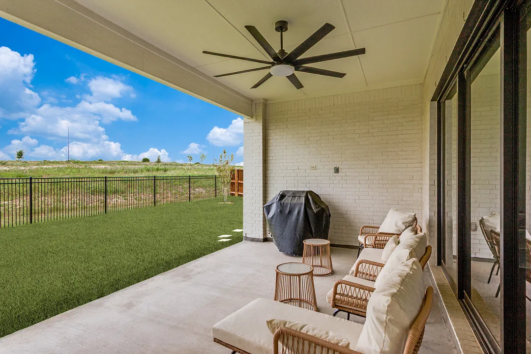 3 bed, 3.5 bath, 2758 sqft, $4,500 — Photo 3