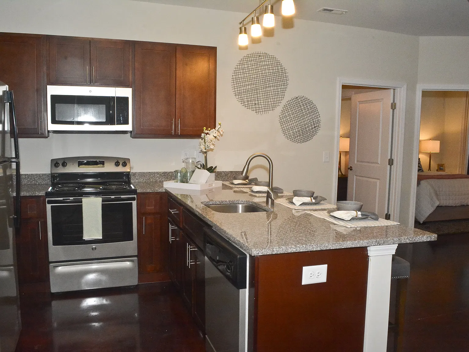 The Reserve at Forest Hills — Photo 2