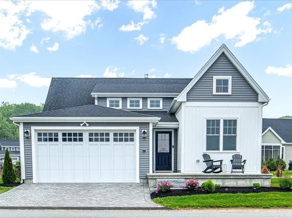 27 Sophia Dr, Rehoboth, MA 02769
