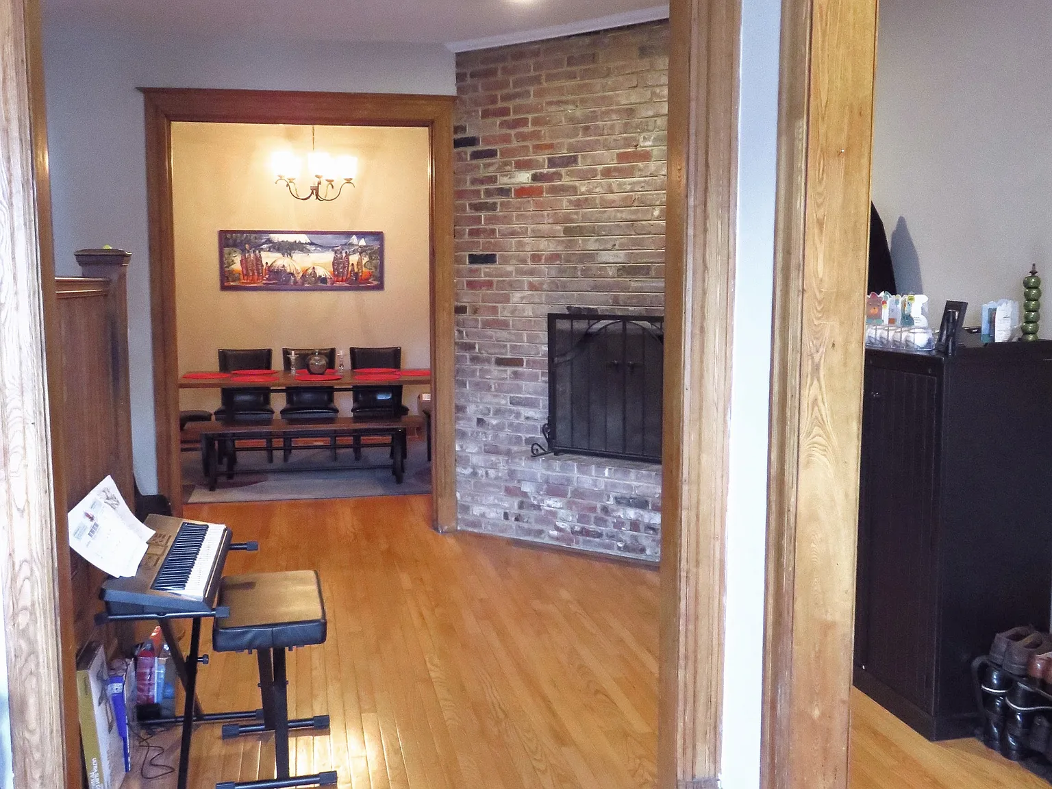 3 bed, 2.5 bath, 2000 sqft, $4,695 — Photo 2