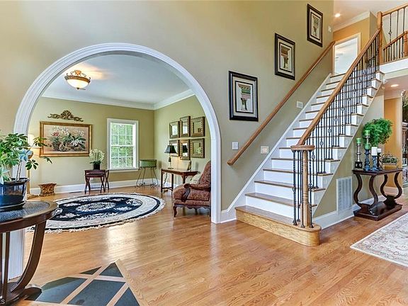 3rd image of 4502 Pine Vista Ln